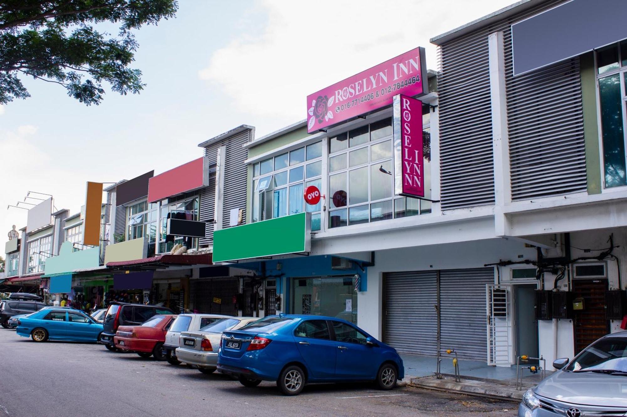 Oyo 90090 Roselyn Inn 2 Pasir Gudang Exterior foto